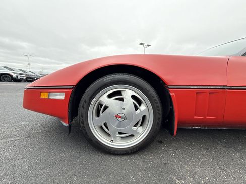 Used 1988 Chevrolet Corvette Coupe RWD image 10