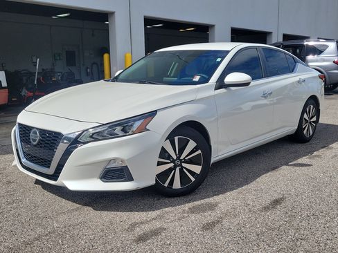 Used 2021 Nissan Altima 2.5 SV FWD image 34