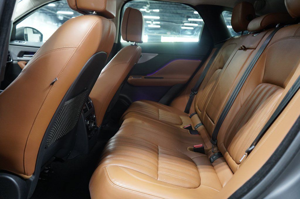 Used 2019 Jaguar F-PACE Portfolio AWD/4WD image 21