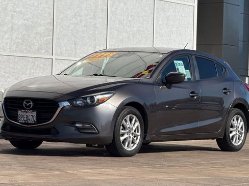 Used 2018 MAZDA MAZDA3 Sport image 8