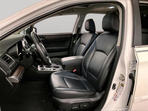 Used 2019 Subaru Outback 2.5i Limited AWD/4WD image 24