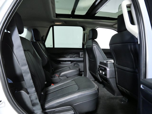 Used 2019 Ford Expedition Platinum AWD/4WD image 11