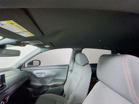 Used 2024 Honda HR-V Sport image 13