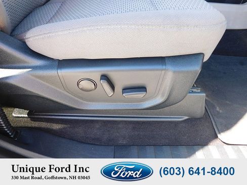 Used 2020 Ford F150 XLT w/ Equipment Group 302A Luxury AWD/4WD image 32