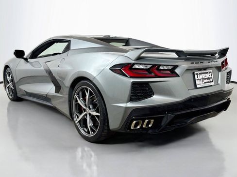 Used 2022 Chevrolet Corvette Stingray Premium Conv w/ Z51 Performance Package RWD image 6