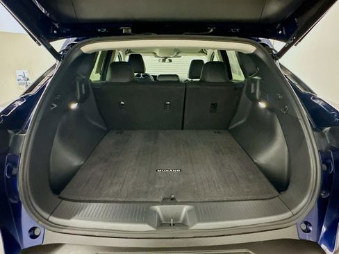 Used 2025 Nissan Murano SV AWD/4WD image 29