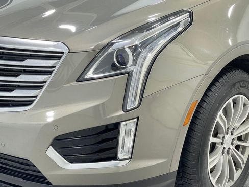 Used 2018 Cadillac XT5 Luxury w/ Driver Awareness Package image 35