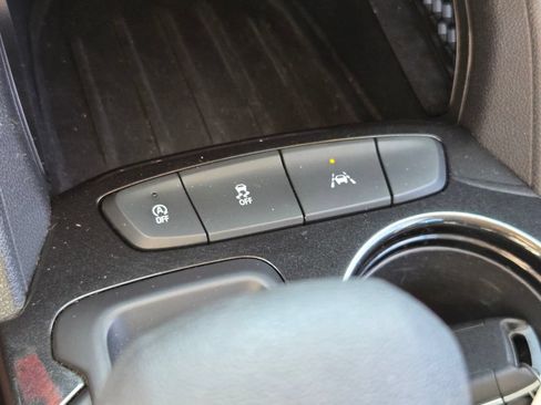 Used 2023 Chevrolet TrailBlazer LS FWD image 24