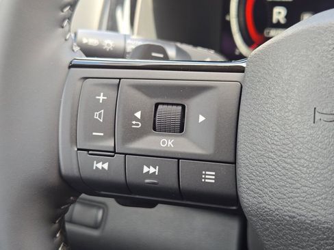 New 2026 Nissan Pathfinder SL AWD/4WD image 27