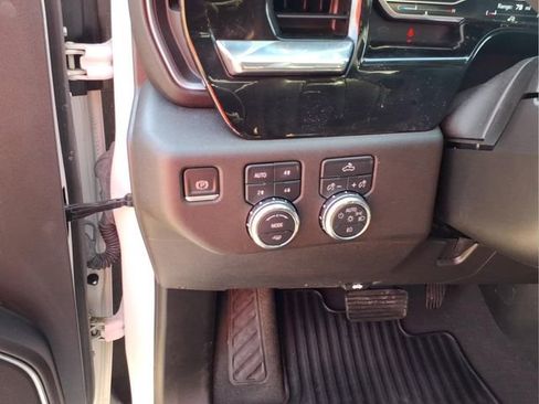 Used 2023 GMC Sierra 1500 Elevation w/ X31 Off-Road Package AWD/4WD image 20