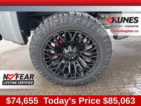 New 2026 GMC Sierra 1500 AT4 w/ Technology Package image 14