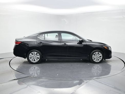 Used 2025 Nissan Sentra S FWD image 4