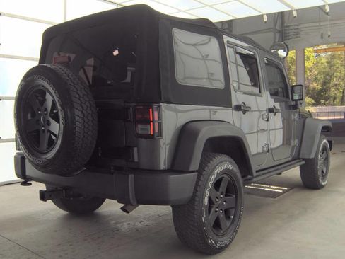 Used 2016 Jeep Wrangler Unlimited Sport AWD/4WD image 9