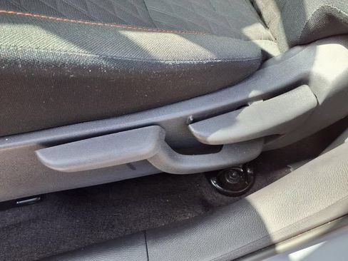 Used 2024 Nissan Kicks SR w/ Interior Electronics Package FWD image 15