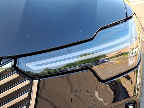 Used 2025 Volvo XC90 T8 Plus w/ Protection Package AWD/4WD image 9