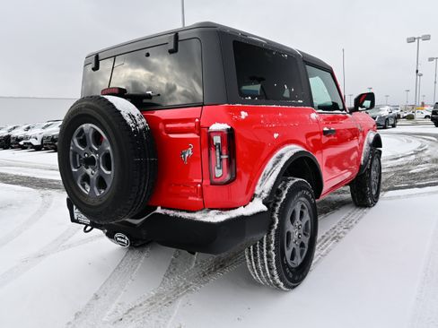 Used 2024 Ford Bronco Big Bend image 8