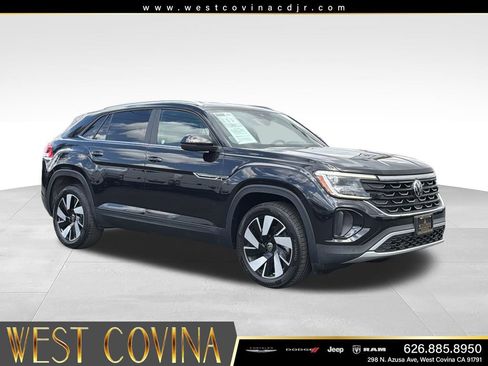 Used 2025 Volkswagen Atlas Cross Sport SE AWD/4WD image 1