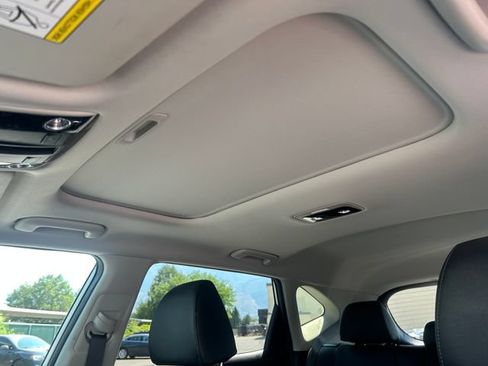 Used 2021 Kia Seltos SX w/ SX Sunroof Package AWD/4WD image 29