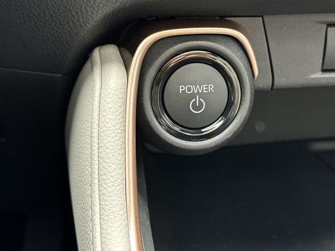 Used 2025 Toyota Grand Highlander AWD Hybrid image 23