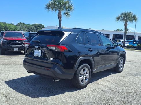 Used 2025 Toyota RAV4 XLE w/ Convenience Package AWD/4WD image 2