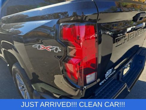 Used 2023 Chevrolet Colorado LT w/ LT Convenience Package II image 34