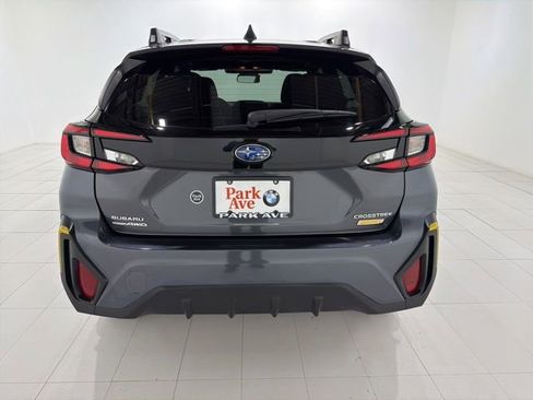 Used 2024 Subaru Crosstrek 2.5i Sport AWD/4WD image 4