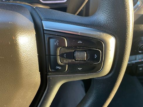 Used 2020 Chevrolet Silverado 1500 LT image 20