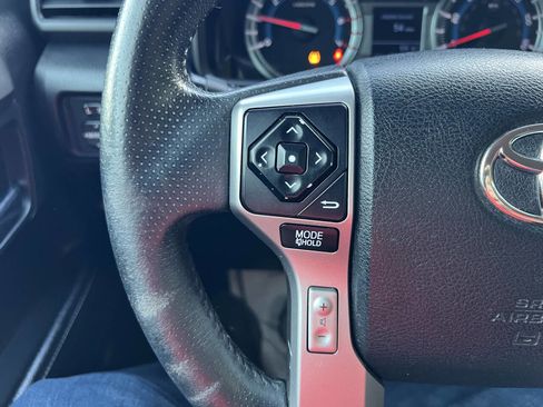 Used 2018 Toyota 4Runner SR5 image 23