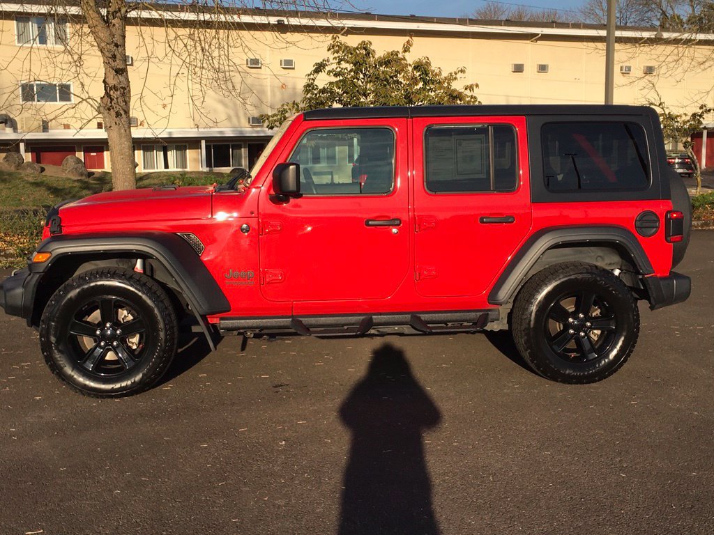 Used 2021 Jeep Wrangler Unlimited Sport AWD/4WD image 3