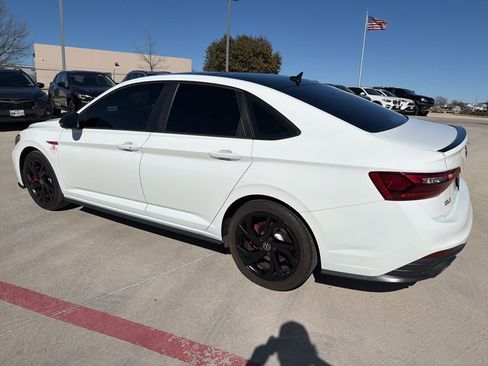 Used 2023 Volkswagen Jetta GLI Autobahn w/ GLI Black Package image 4