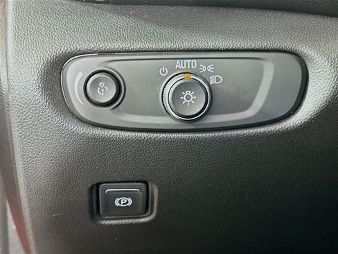 Used 2021 Chevrolet Blazer LT w/ Sound & Technology Package image 16