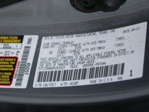 Certified 2021 Toyota Tacoma TRD Off-Road w/ Technology Package image 17