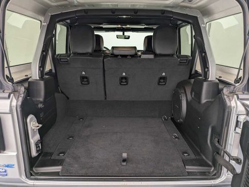 Used 2023 Jeep Wrangler Sahara w/ Cold Weather Group image 36