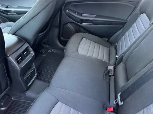 Certified 2023 Ford Edge SE w/ Black Appearance Package AWD/4WD image 11