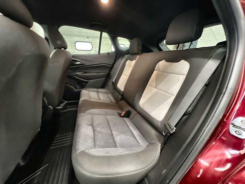 Used 2024 Chevrolet Trax RS image 22