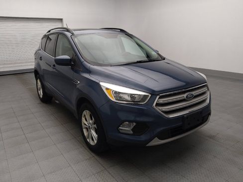 Used 2018 Ford Escape SE w/ SE Sync 3 Package AWD/4WD image 13