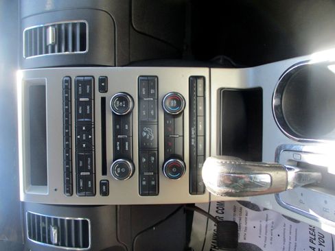 Used 2011 Ford Flex SEL image 13