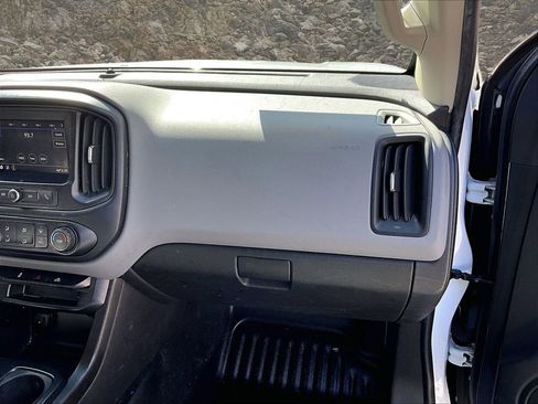 Used 2020 Chevrolet Colorado W/T w/ WT Convenience Package image 10