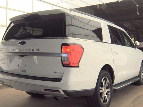 Used 2022 Ford Expedition Max XLT AWD/4WD image 5