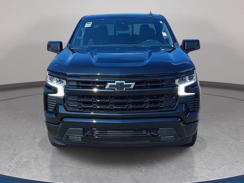 Used 2024 Chevrolet Silverado 1500 RST w/ Convenience Package II AWD/4WD image 2