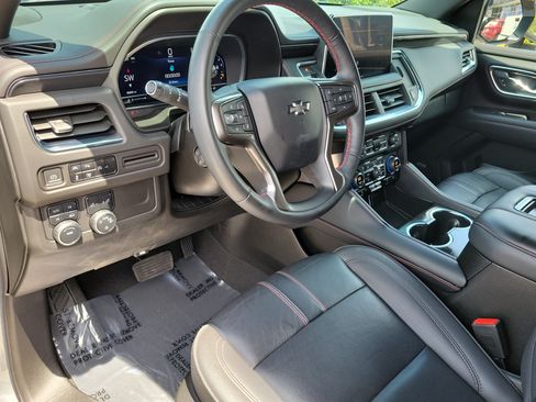Used 2023 Chevrolet Tahoe RST w/ Sport Performance Package AWD/4WD image 9