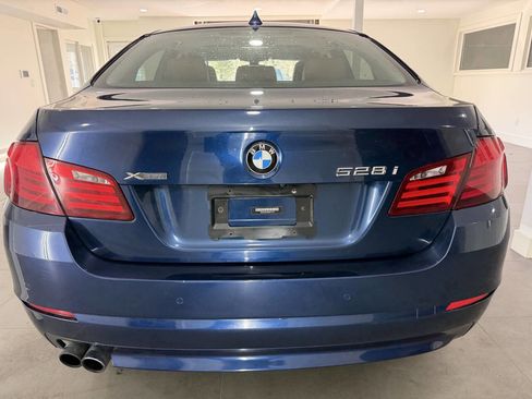 Used 2013 BMW 528i xDrive Sedan image 8