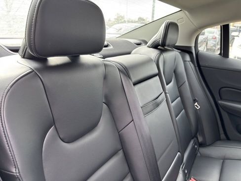 Used 2024 Volvo S60 B5 Core image 31