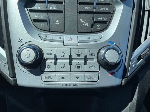Used 2011 GMC Terrain SLE AWD/4WD image 16