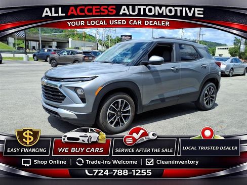 Used 2025 Chevrolet TrailBlazer LT FWD image 3
