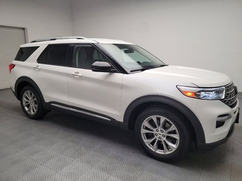 Used 2021 Ford Explorer Limited w/ Equipment Group 301A AWD/4WD image 11