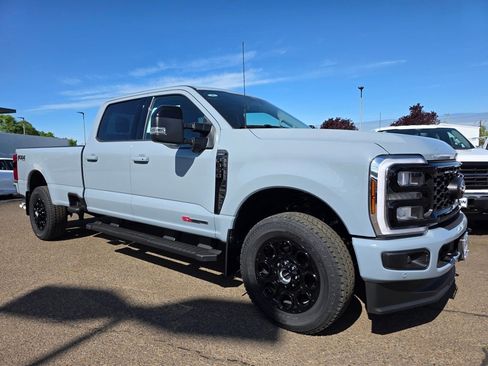 New 2025 Ford F350 Lariat w/ Lariat Ultimate Package image 33