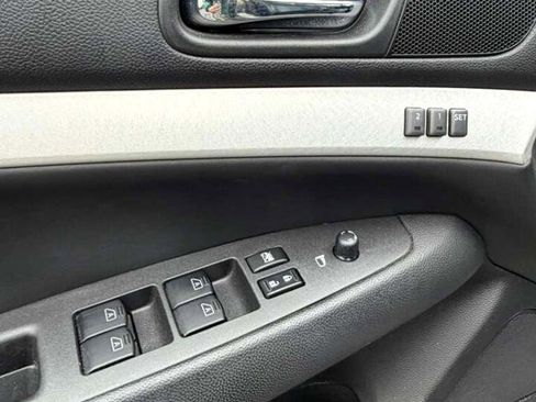 Used 2009 INFINITI G37 4dr x AWD w/ Premium Pkg image 30