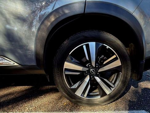 Used 2022 Nissan Rogue SL image 20