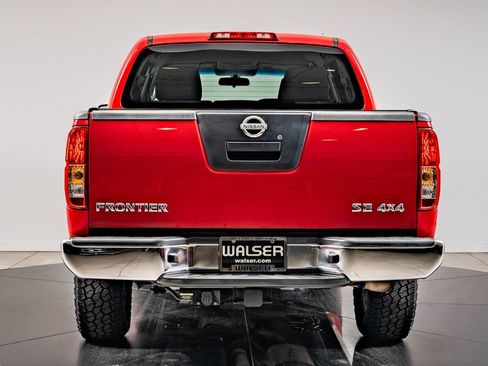 Used 2007 Nissan Frontier SE w/ SE Value Truck Pkg AWD/4WD image 7